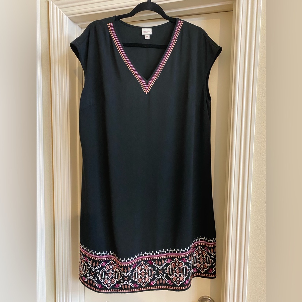 Women’s casual dress